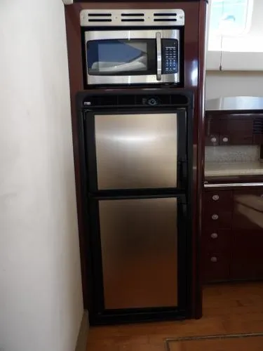 Slide: The Image of Sea Ray 44 Sedan Bridge 2008 - 31