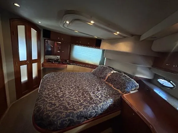 Slide: The Image of Cruisers 4450 Express Motoryacht 2001 - 15