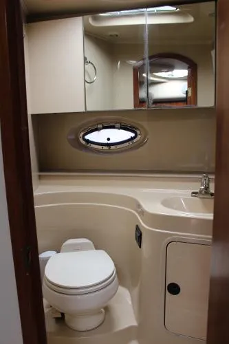 Slide: The Image of Cruisers 340 Express 2005 - 15