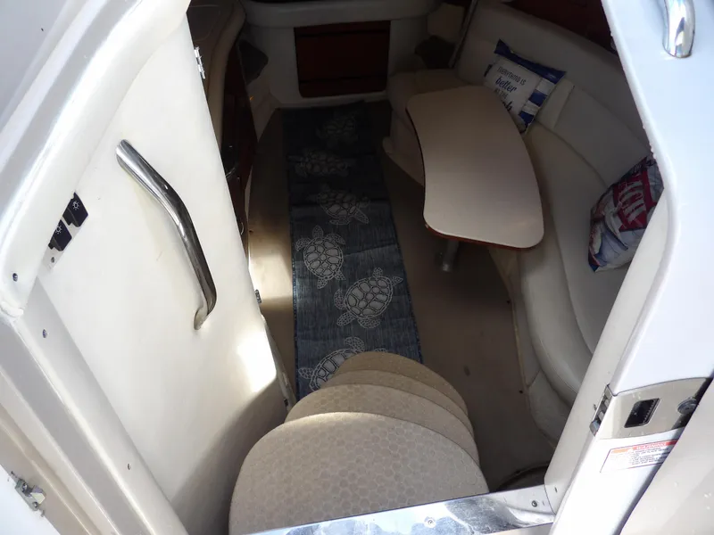 Slide: The Image of Sea Ray Sundancer 320 2004 - 34