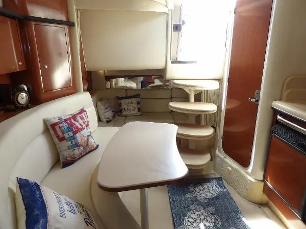 Slide: The Image of Sea Ray Sundancer 320 2004 - 46