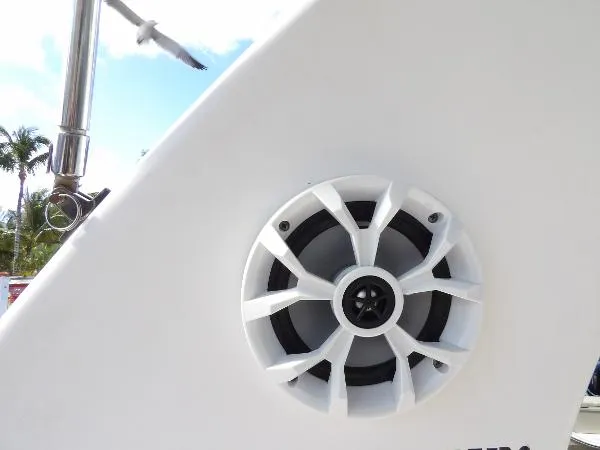 Slide: The Image of Sea Ray Sundancer 320 2004 - 27