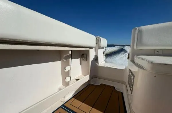 Slide: The Image of Grady-White Marlin 300 2003 - 24