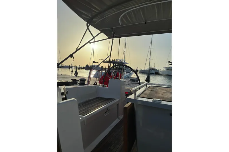 Slide: The Image of Beneteau Oceanis 41.1 2020 - 9