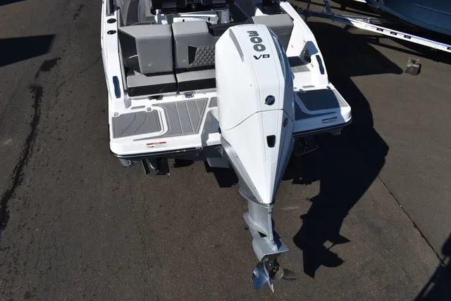 Slide: The Image of Monterey ELITE 25 OB 2027 - 6