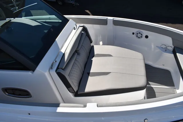 Slide: The Image of Monterey ELITE 25 OB 2027 - 11