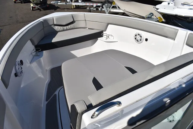 Slide: The Image of Monterey ELITE 25 OB 2027 - 55