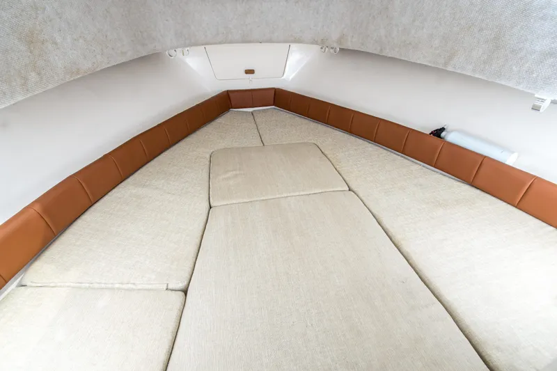 Slide: The Image of Grady-White Seafarer 228 2018 - 6