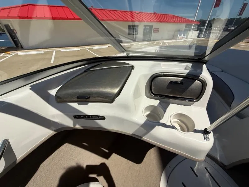 Slide: The Image of Tahoe Q6I 2006 - 8