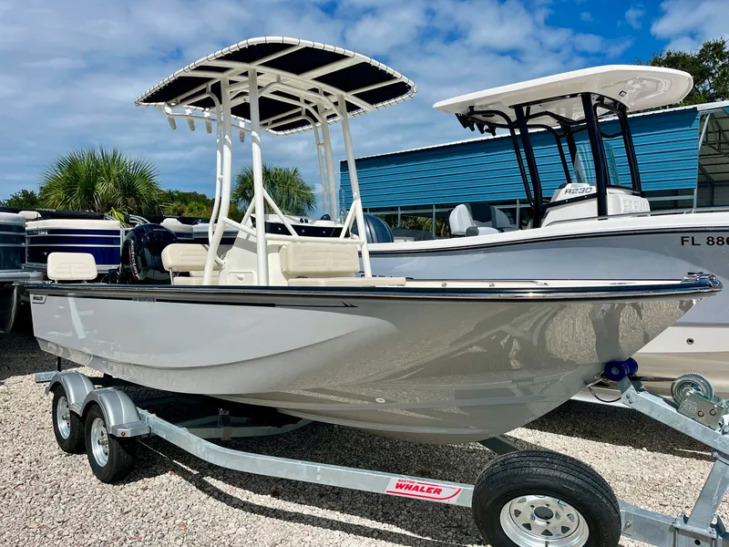 Slide: The Image of Boston whaler 19 MTK 2026 - 5
