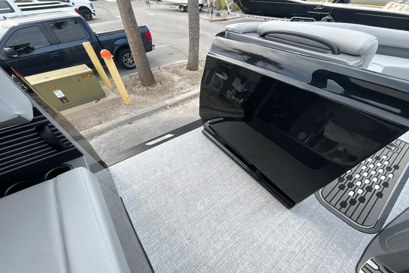 Slide: The Image of Harris Crowne 250 2024 - 16