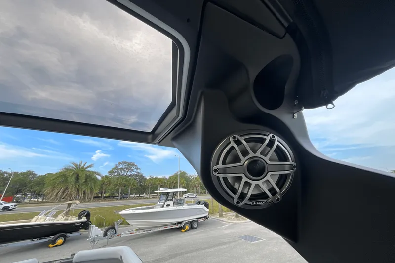 Slide: The Image of Harris Crowne 250 2024 - 18