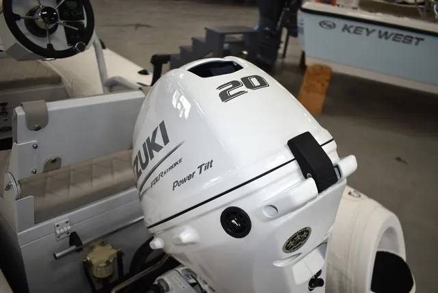 Slide: The Image of East Marine Boats 320 Hypalon Aluminum Rib Inflatable 2026 - 5