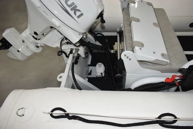 Slide: The Image of East Marine Boats 320 Hypalon Aluminum Rib Inflatable 2026 - 21