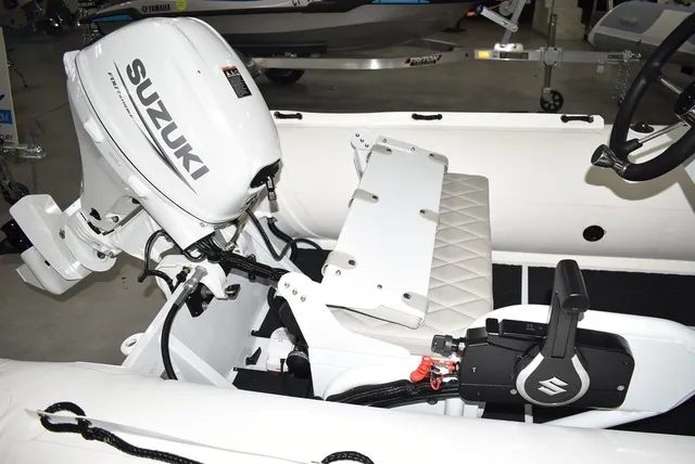 Slide: The Image of East Marine Boats 320 Hypalon Aluminum Rib Inflatable 2026 - 8
