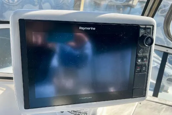 Slide: The Image of Silverton 43 Motor Yacht 2003 - 15