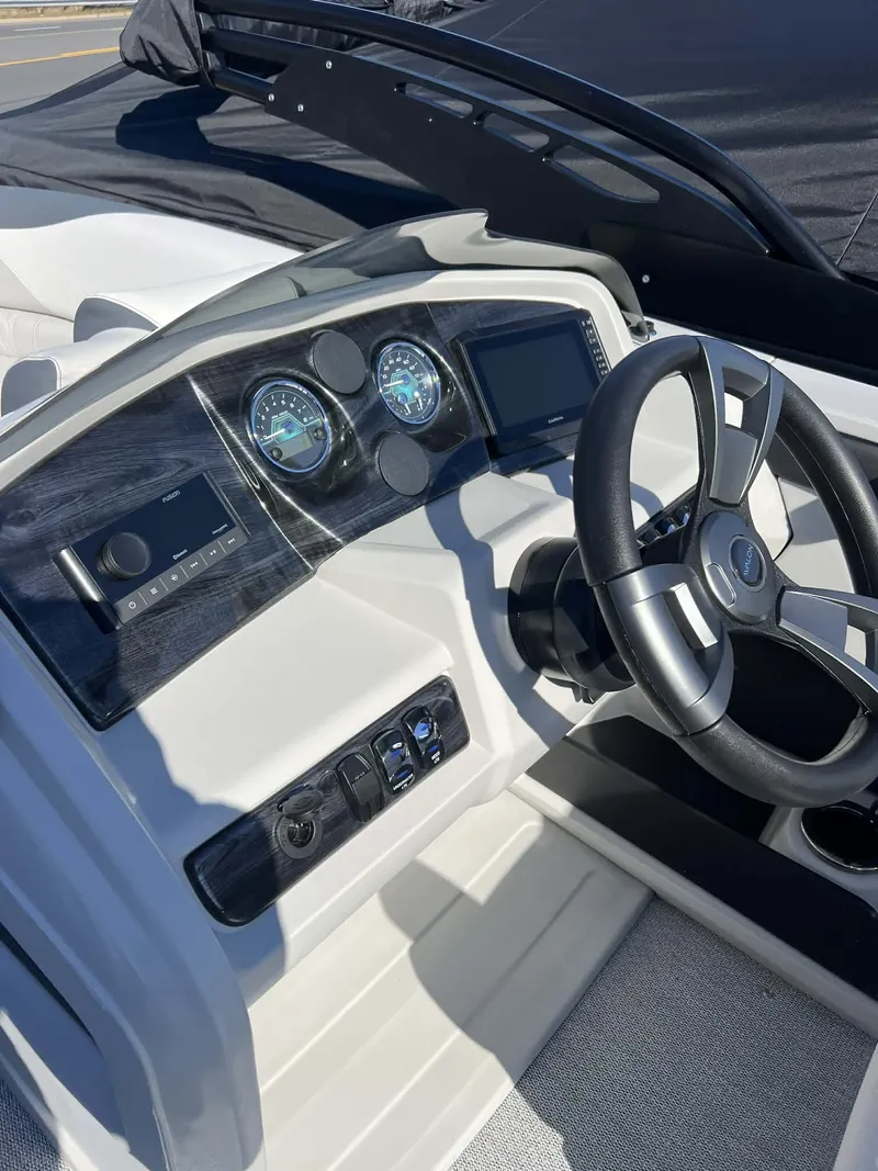 Slide: The Image of Avalon 2385 LSZ QL 2026 - 10