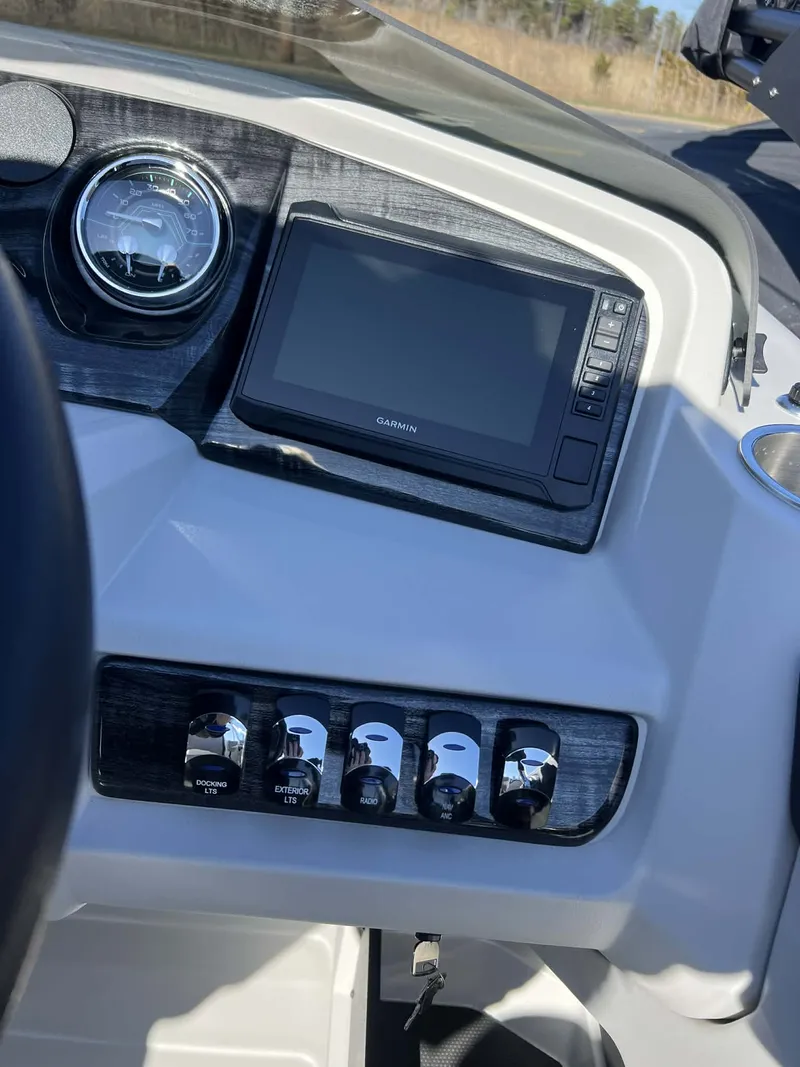 Slide: The Image of Avalon 2385 LSZ QL 2026 - 3