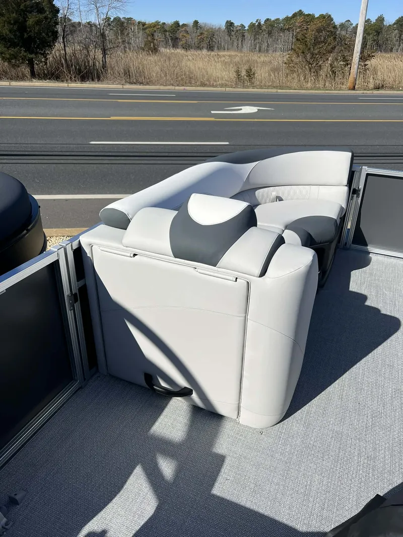 Slide: The Image of Avalon 2385 LSZ QL 2026 - 2