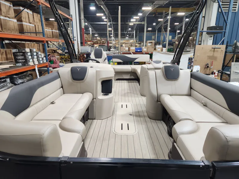 Slide: The Image of Avalon LSZ - 23 FT Cruise Rear Bench Triple-toon "Shades of Drift" 2026 - 11