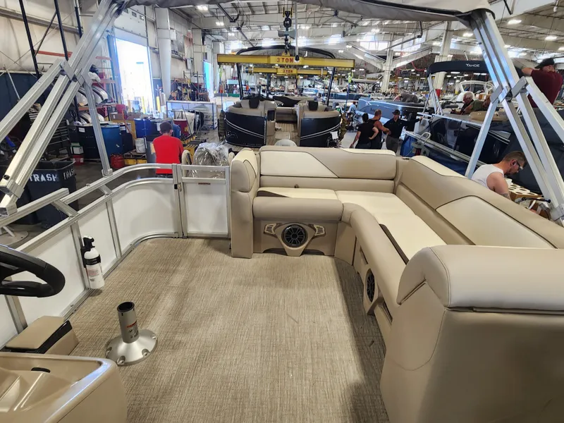 Slide: The Image of Avalon Venture - 19 FT Cruise 2026 - 11