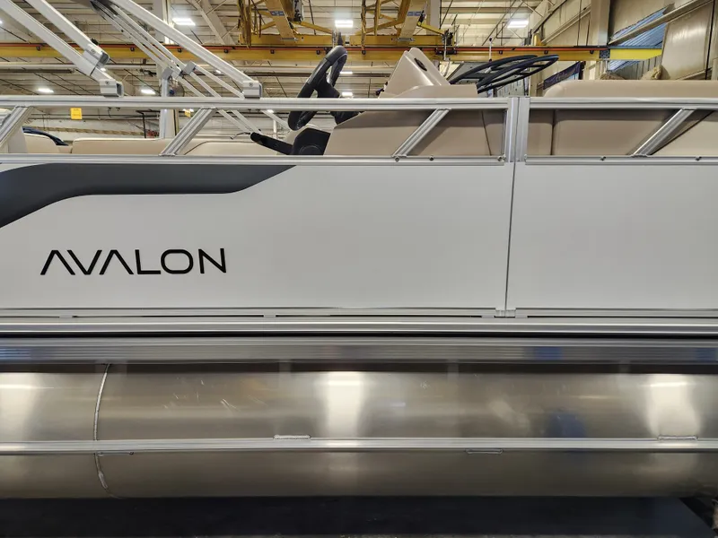 The Image of Avalon Venture - 19 FT Cruise 2026 - 0