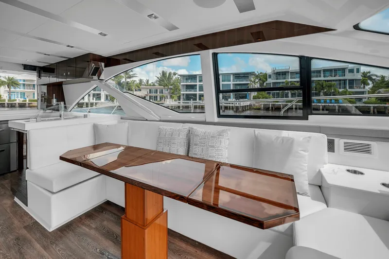 Slide: The Image of Cruisers Yachts 60 Fly 2024 - 34