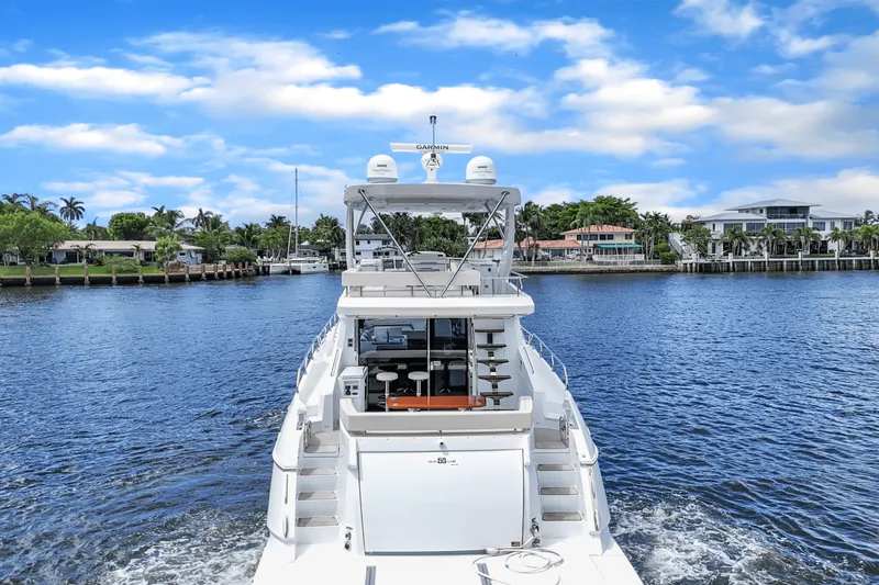 Slide: The Image of Cruisers Yachts 60 Fly 2024 - 5