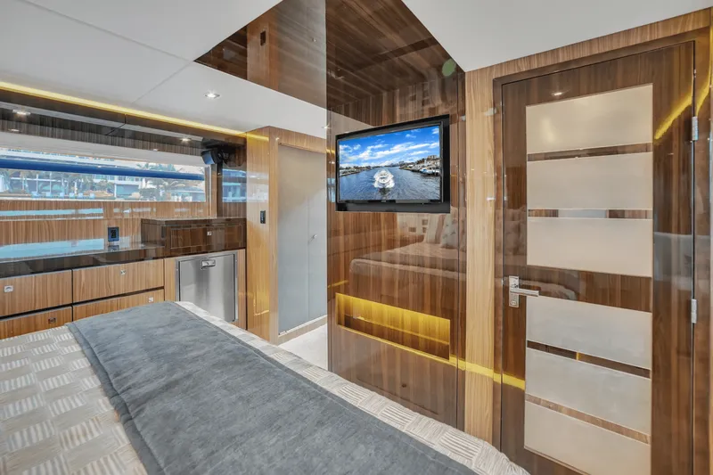 Slide: The Image of Cruisers Yachts 60 Fly 2024 - 61