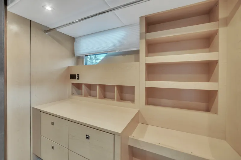 Slide: The Image of Cruisers Yachts 60 Fly 2024 - 66