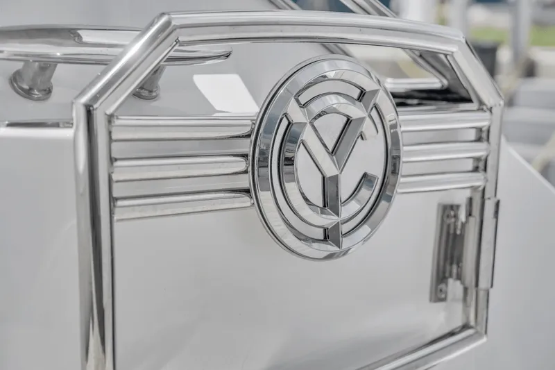 Slide: The Image of Cruisers Yachts 60 Fly 2024 - 68