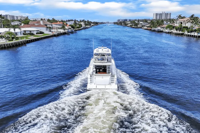 Slide: The Image of Cruisers Yachts 60 Fly 2024 - 7