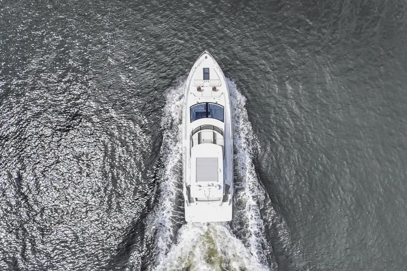 Slide: The Image of Cruisers Yachts 60 Fly 2024 - 9