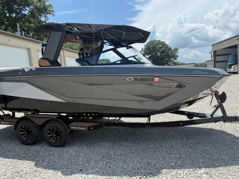 Slide: The Image of Nautique G21 2024 - 1