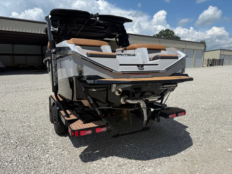 Slide: The Image of Nautique G21 2024 - 2