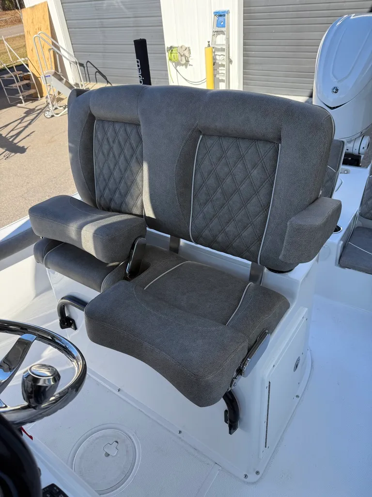 Slide: The Image of Sea Hunt BX25FS 2026 - 11