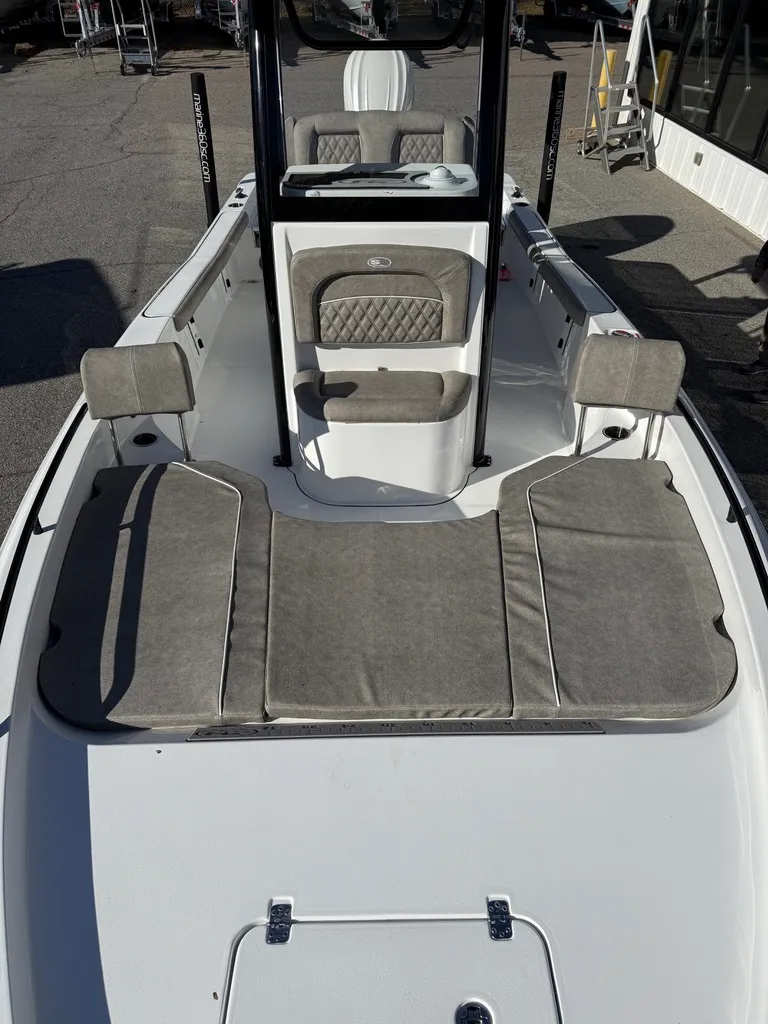 Slide: The Image of Sea Hunt BX25FS 2026 - 7