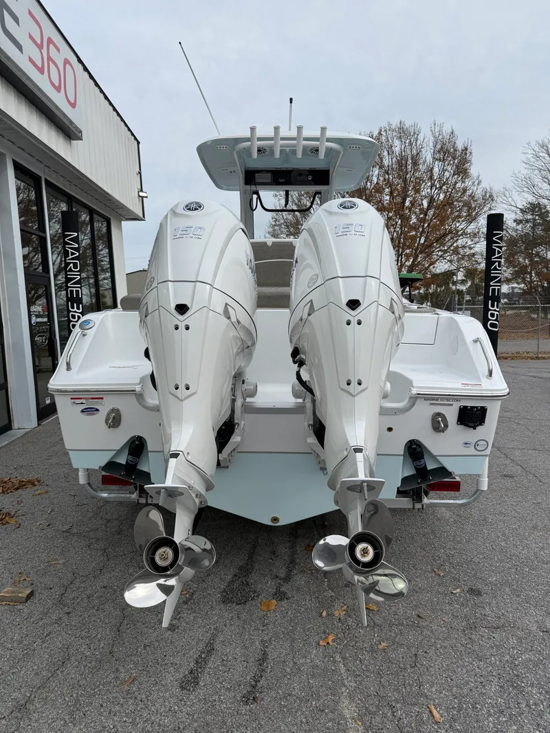 Slide: The Image of Sea Hunt Ultra 265 SE 2026 - 3