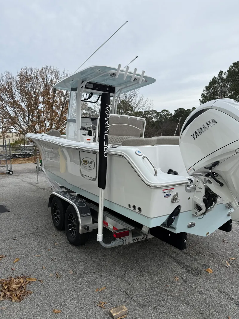 Slide: The Image of Sea Hunt Ultra 265 SE 2026 - 4