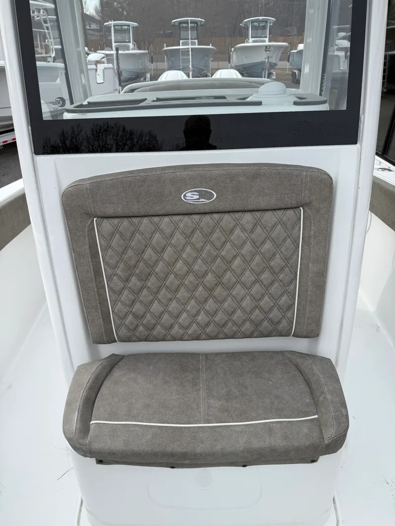 Slide: The Image of Sea Hunt Ultra 265 SE 2026 - 6