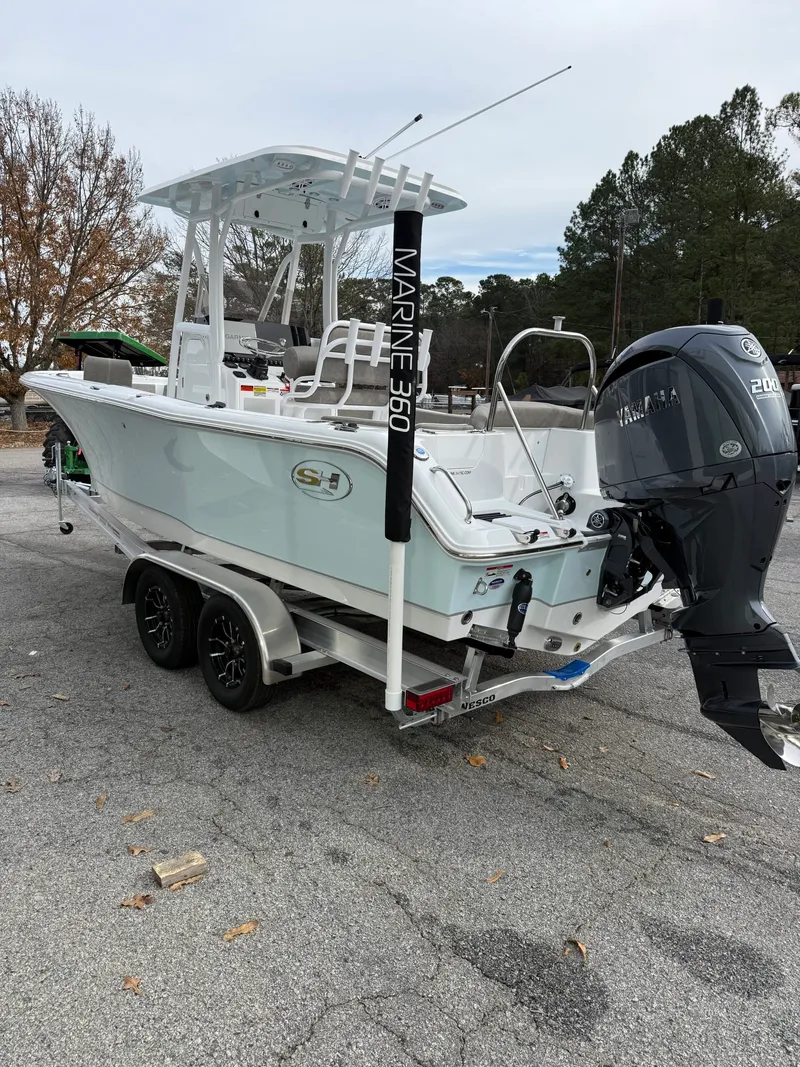 Slide: The Image of Sea Hunt Ultra 229 2026 - 4