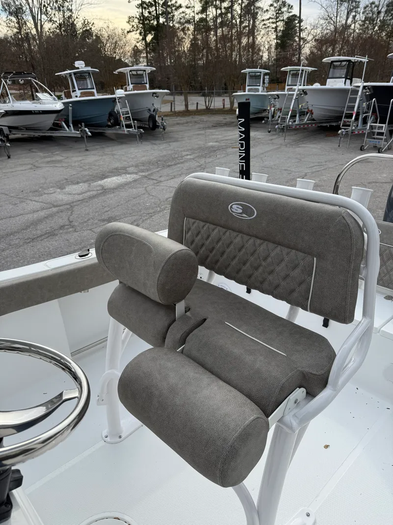 Slide: The Image of Sea Hunt Ultra 229 2026 - 7