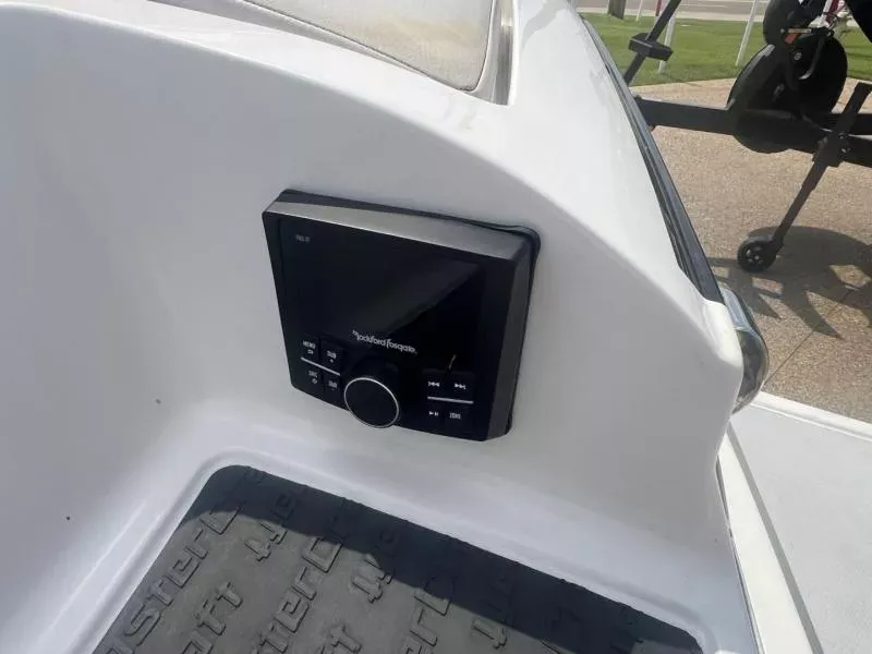 Slide: The Image of MasterCraft X55 2009 - 12