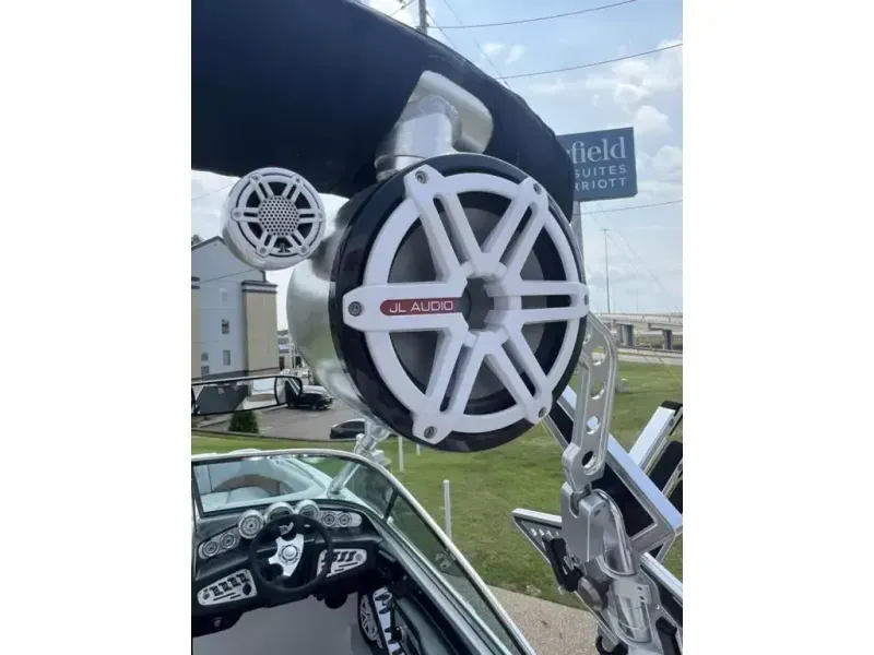 Slide: The Image of MasterCraft X55 2009 - 25