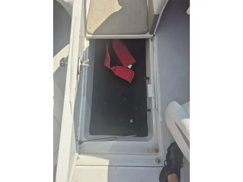 Slide: The Image of Crownline Boats 215 SS 2012 - 13