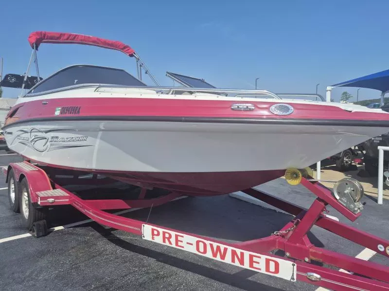 Slide: The Image of Crownline Boats 215 SS 2012 - 11