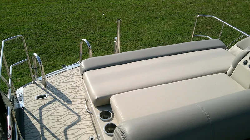 Slide: The Image of Harris Grand Mariner 250 2019 - 10