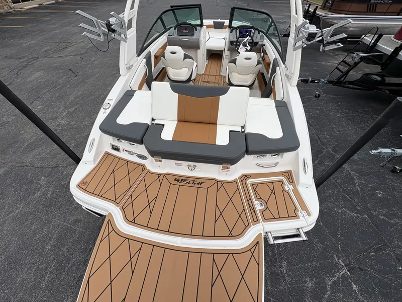 Slide: The Image of Chaparral GTS 1 2026 - 10