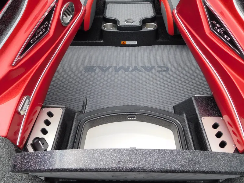 Slide: The Image of Caymas CX 21 PRO 2026 - 12