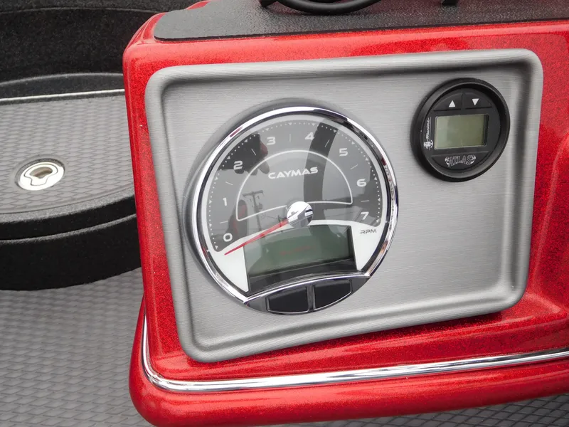 Slide: The Image of Caymas CX 21 PRO 2026 - 17